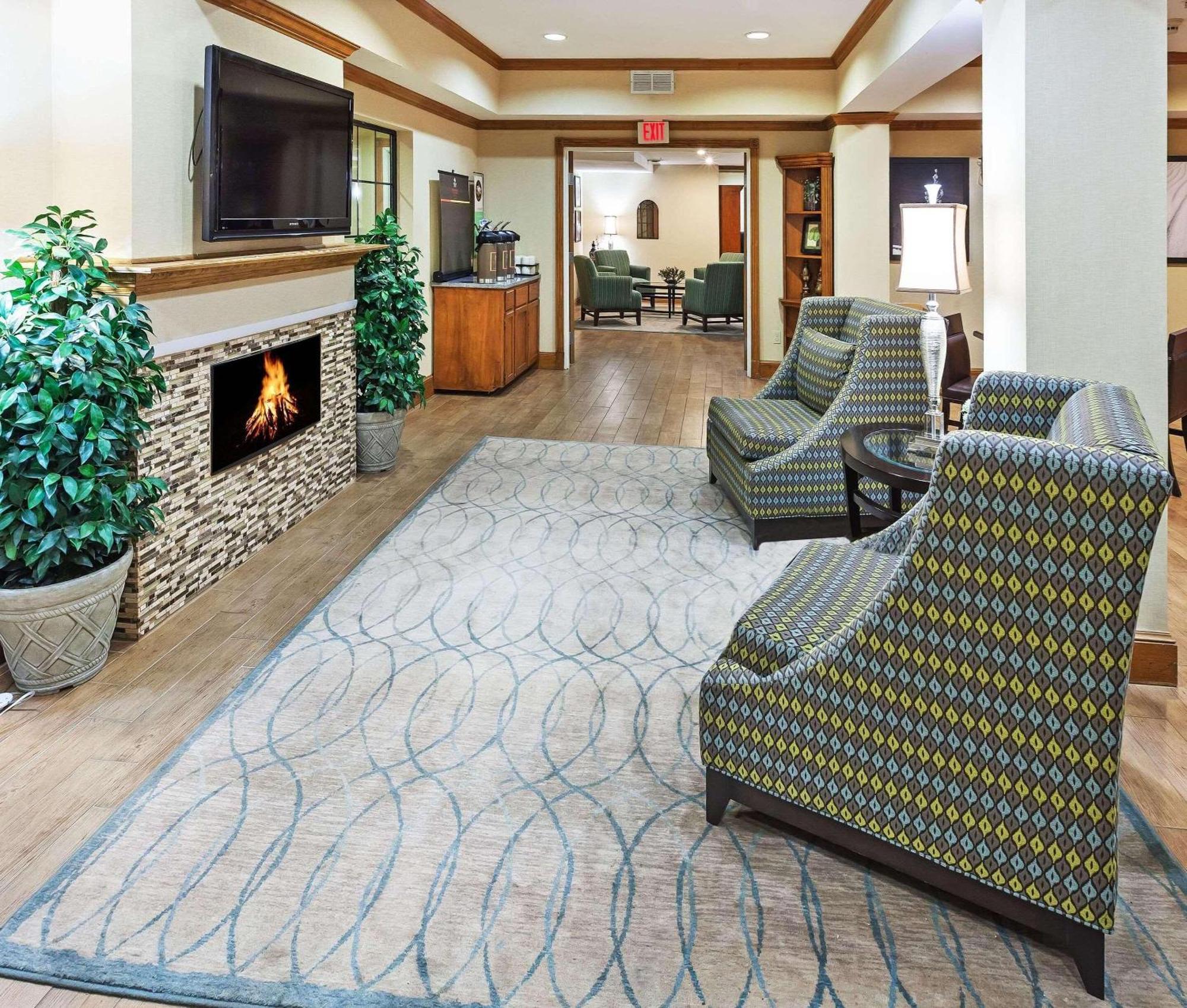 Country Inn & Suites By Radisson, Lubbock, Tx מראה חיצוני תמונה