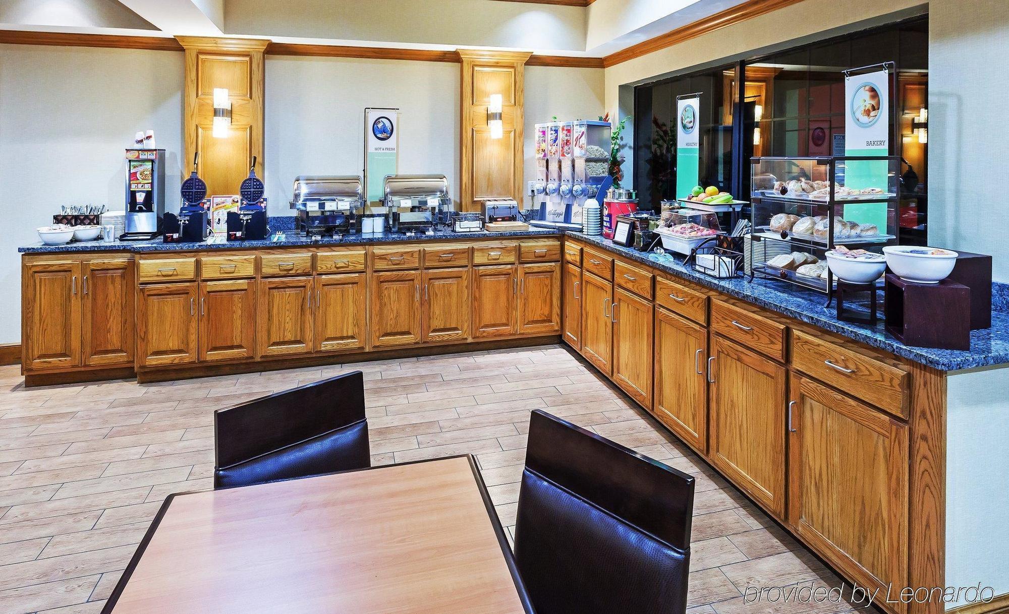 Country Inn & Suites By Radisson, Lubbock, Tx מראה חיצוני תמונה